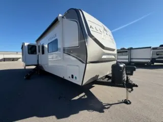2026 Alliance RV Avenue 332RL - Photo 2