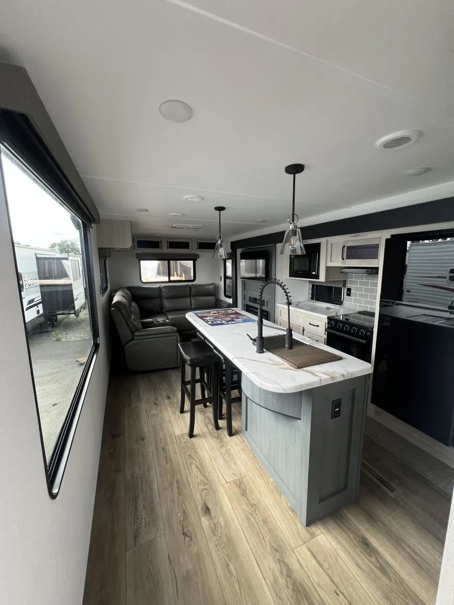2027 Forest River Puma 290RL, Photos photo 6