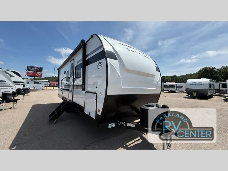 2027 Forest River Solaire 2420RBS - Photo 4