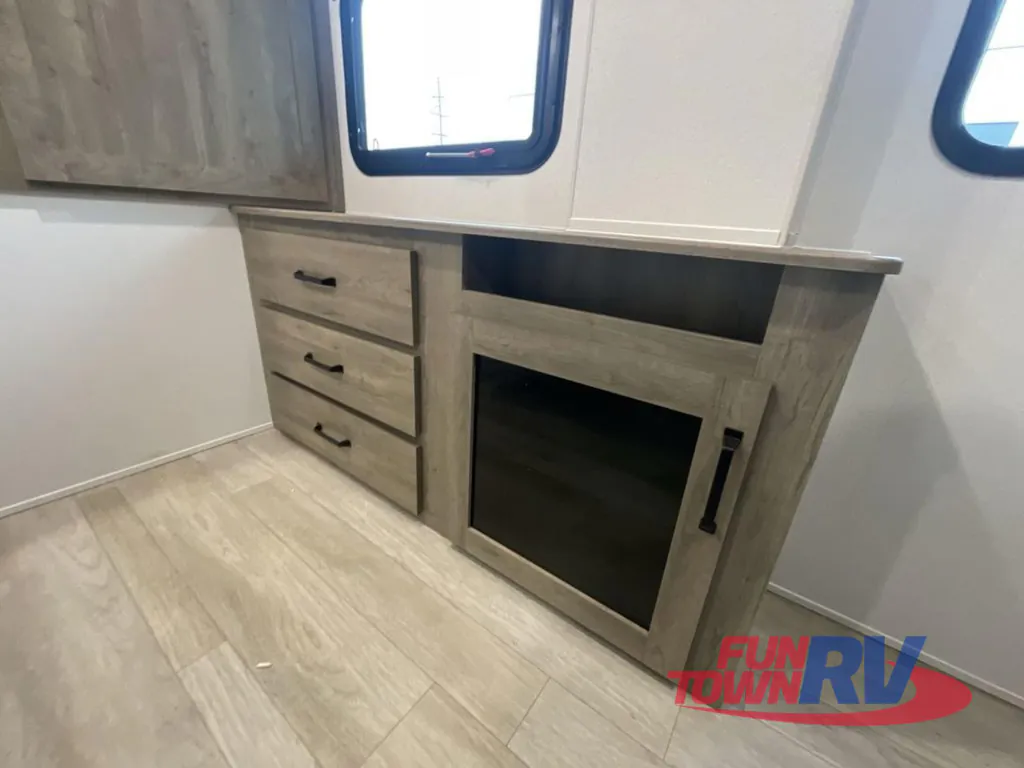 2026 Forest River Solaire 3060RKTS, Photos photo 40