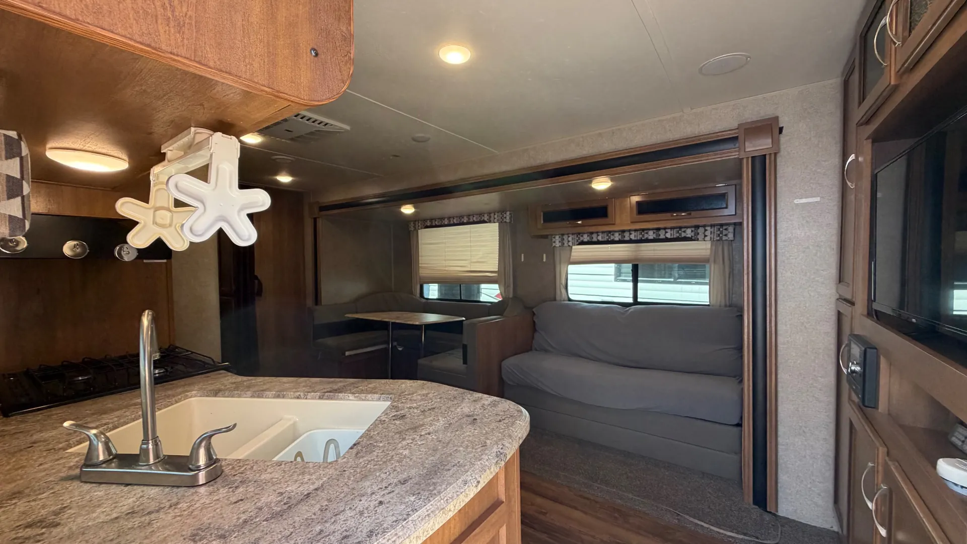 2019 Coachmen Catalina SBX 301BHSCK - Photo 4