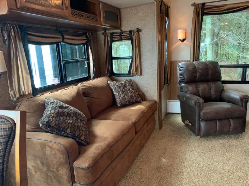 2014 Forest River Salem Villa Estate 393RLT, Photos photo 8