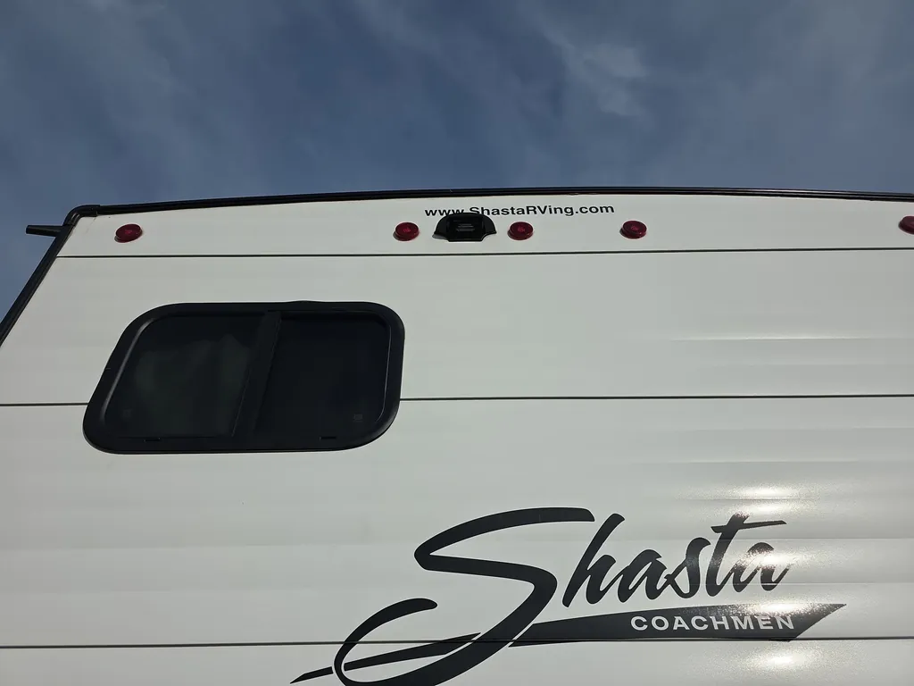2026 Shasta RVs i-5 Edition 532BEDS, Photos photo 11