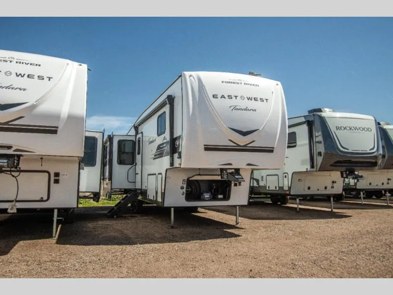 2026 East to West Tandara 295RL - Photo 2