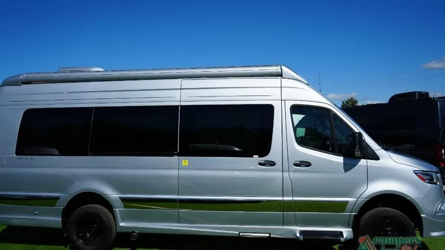 2026 Grech RV Strada-ion AWD LOUNGE - Photo 3