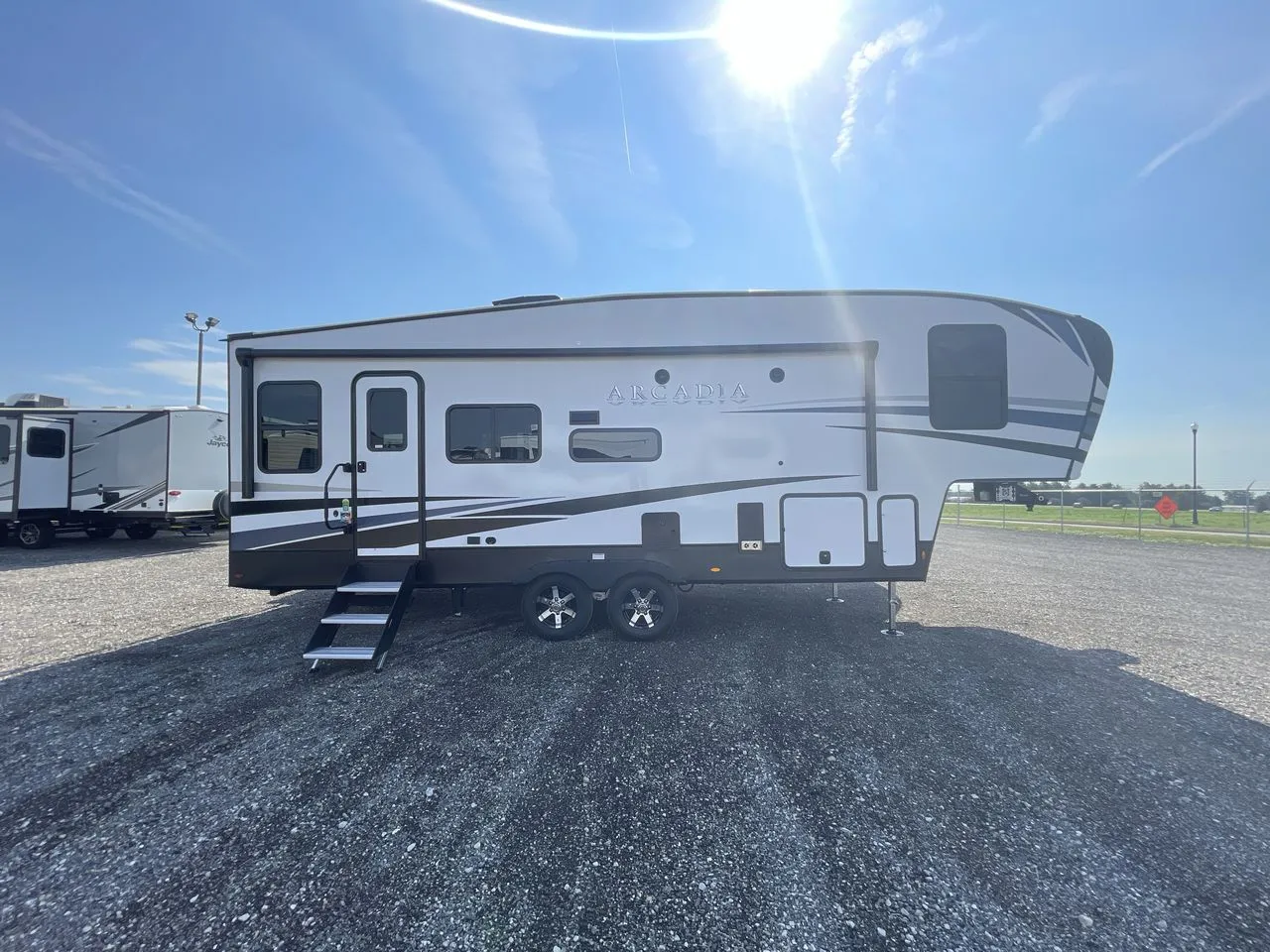2024 Keystone Arcadia Super Lite 294SLRD - Photo 2
