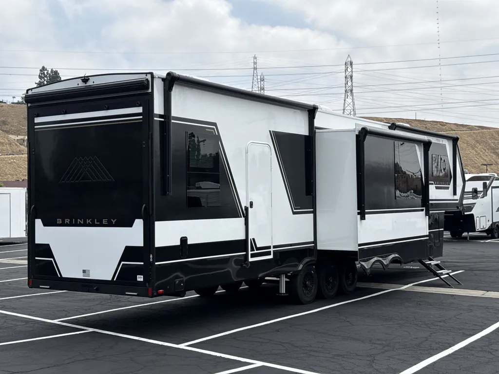 2026 Brinkley Model G 3970, Photos photo 7