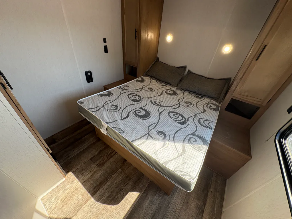 2023 Forest River Cherokee Timberwolf 39TN, Photos photo 31
