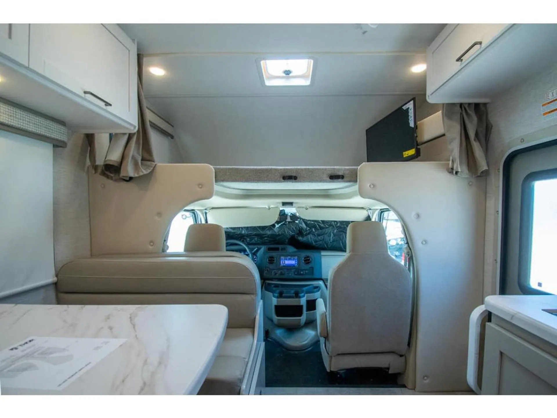 2026 Thor Motor Coach Quantum LZ22 - Photo 4