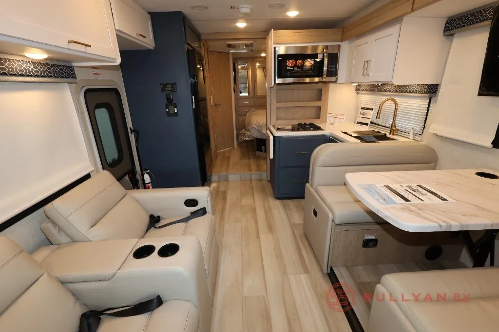 2026 Thor Motor Coach Quantum KW29 - Photo 4