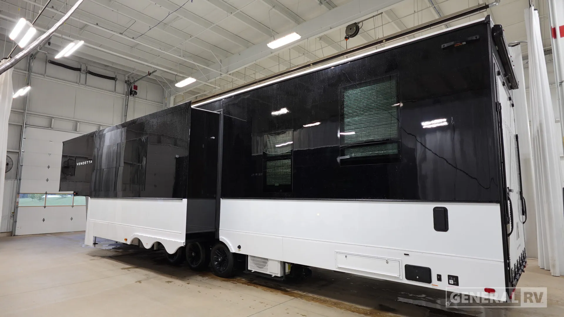 2026 Axiom Vendetta V4250 - Photo 4
