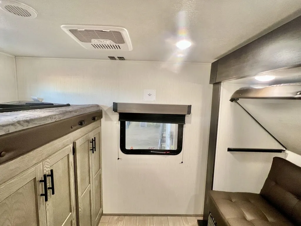 2026 Forest River Cherokee Alpha Wolf 33BH, Photos photo 59
