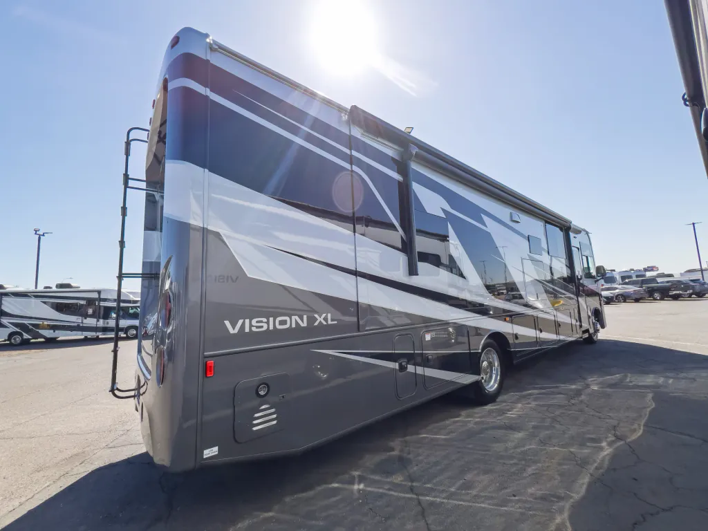2027 Entegra Coach Vision XL 36C, Photos photo 21