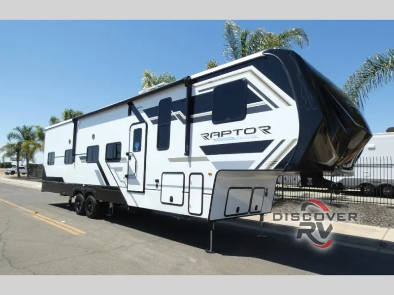 2025 Keystone Raptor Carbon Series 363 - Main photo