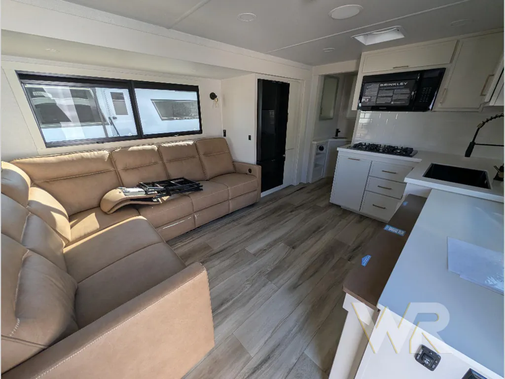 2027 Brinkley Model I 290, Photos photo 19
