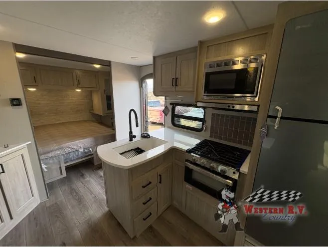 2026 Coachmen Catalina Legacy Edition 273DBHCK - Photo 3