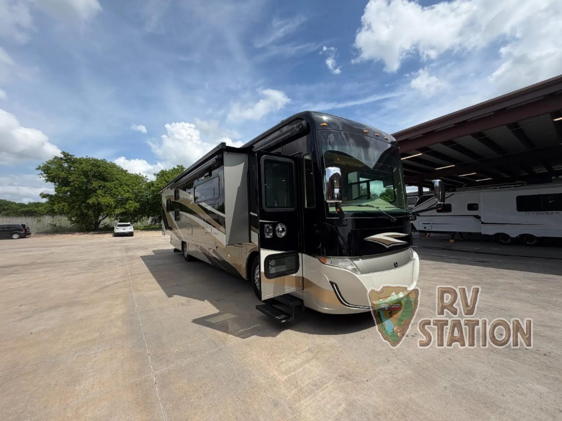 2021 Tiffin Allegro Red 38 KA - Photo 2