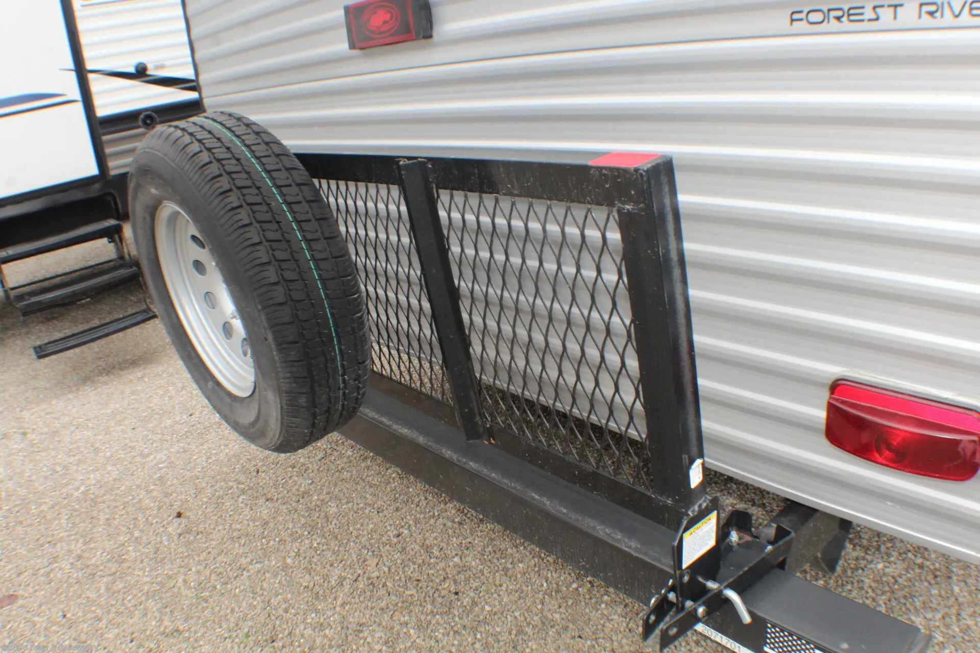 2022 Forest River Cherokee Grey Wolf 26DJSE — Photo 7