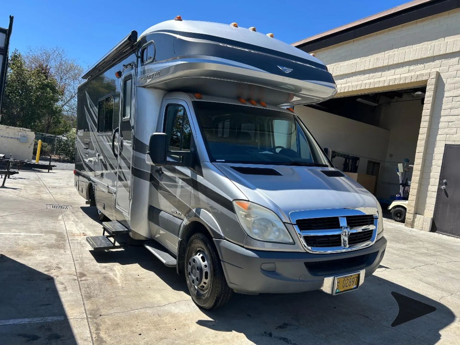 2009 Fleetwood Pulse 24A - Photo 2