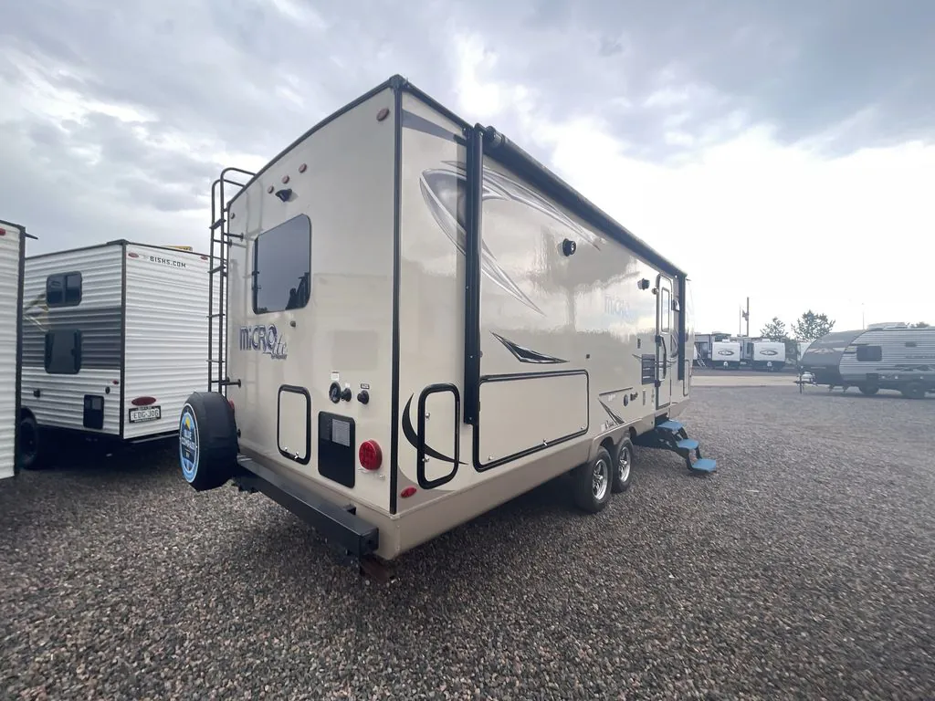 2019 Forest River Flagstaff Micro Lite 25FKS, Photos photo 3
