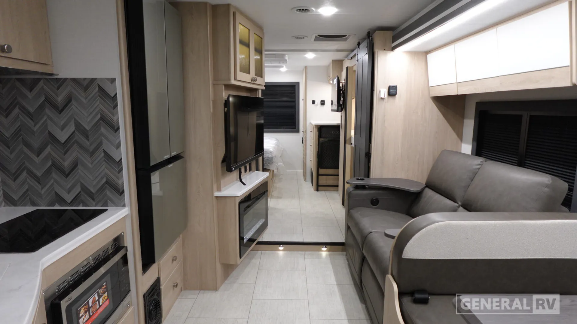 2026 Coachmen Entourage 340BH - Photo 3