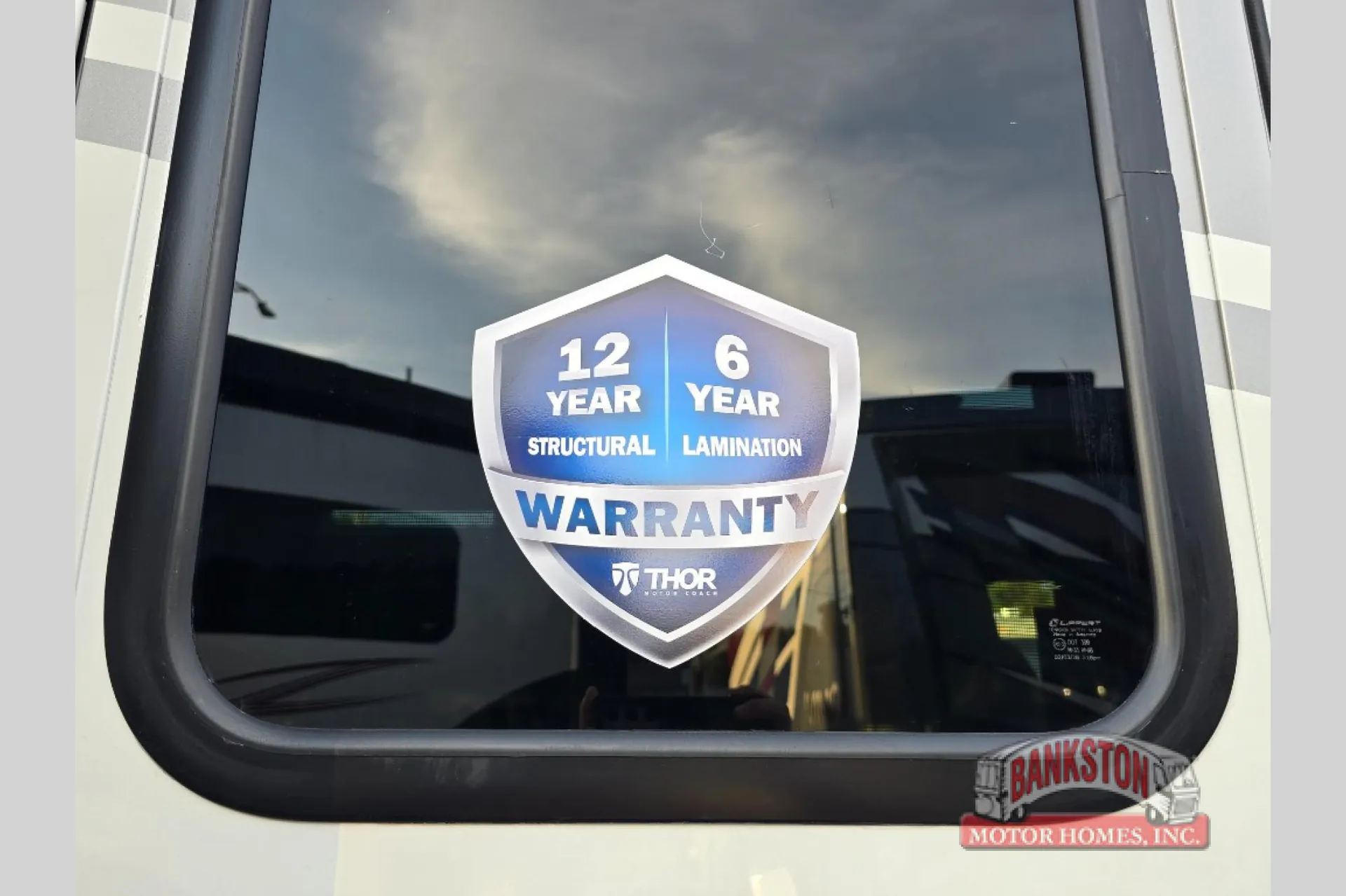 2027 Thor Motor Coach Inception HD 38XL - Photo 3