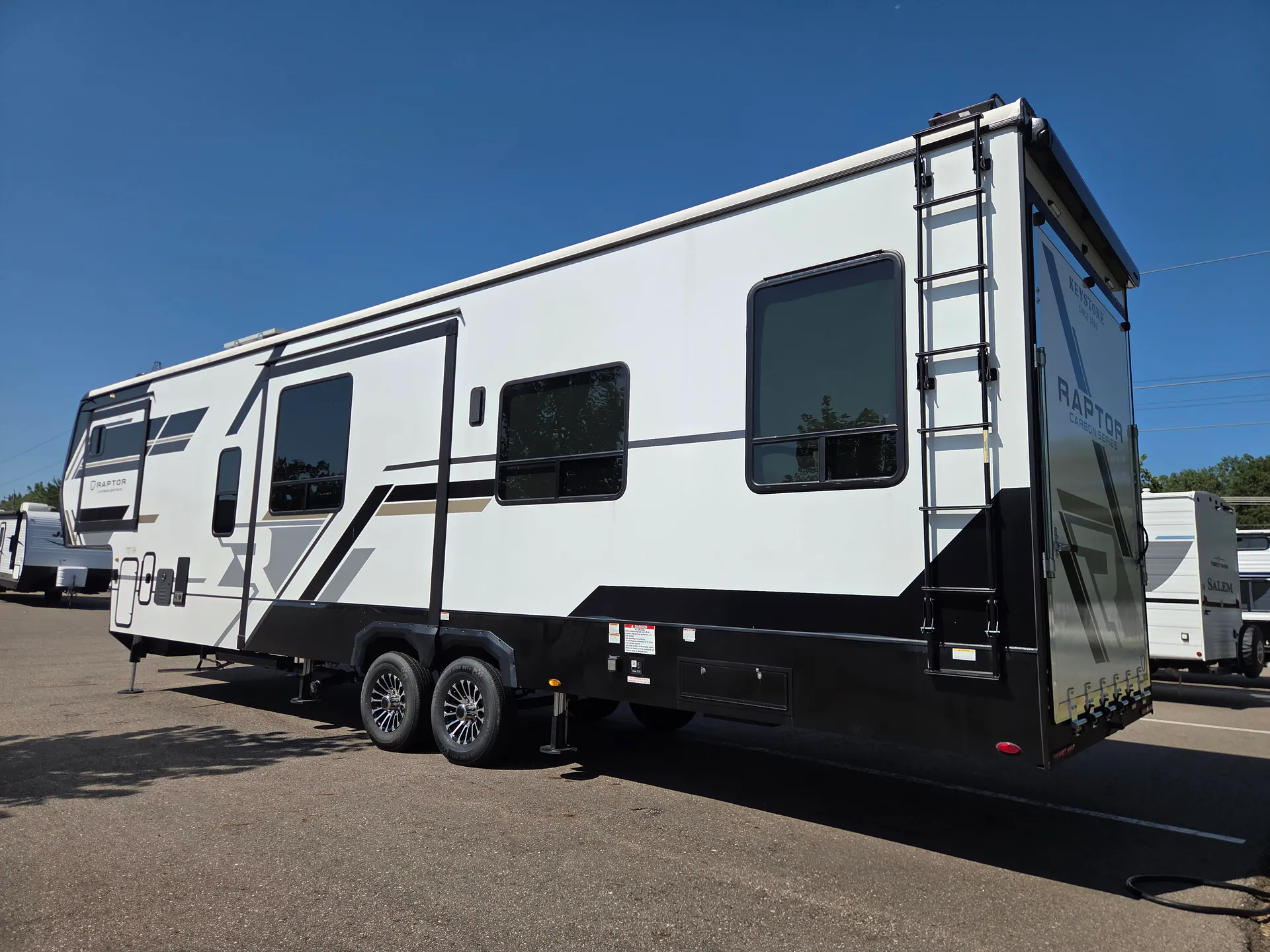 2026 Keystone Carbon 360 - Photo 4