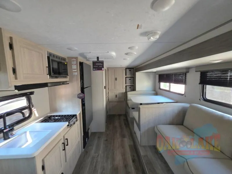 2026 Coachmen RV Catalina Summit Series 7 184MKS - Photo 3