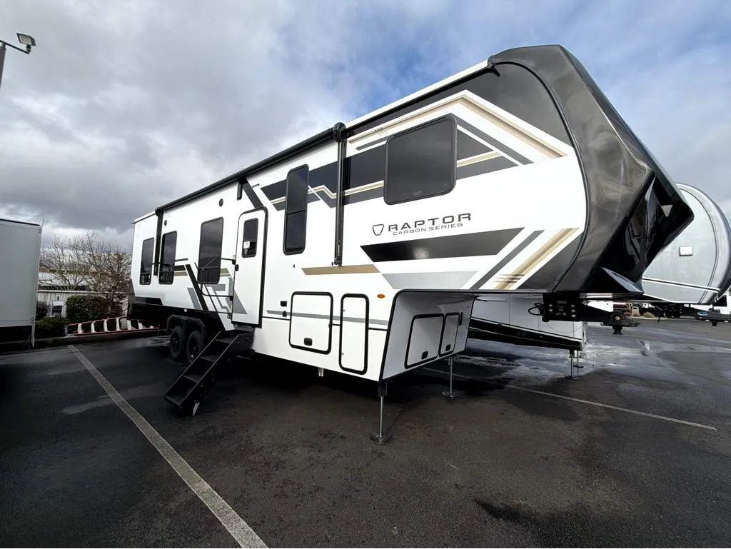 2026 Keystone Carbon 310