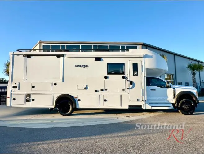 2026 Grand Design Lineage Series F 31ZW - Photo 3