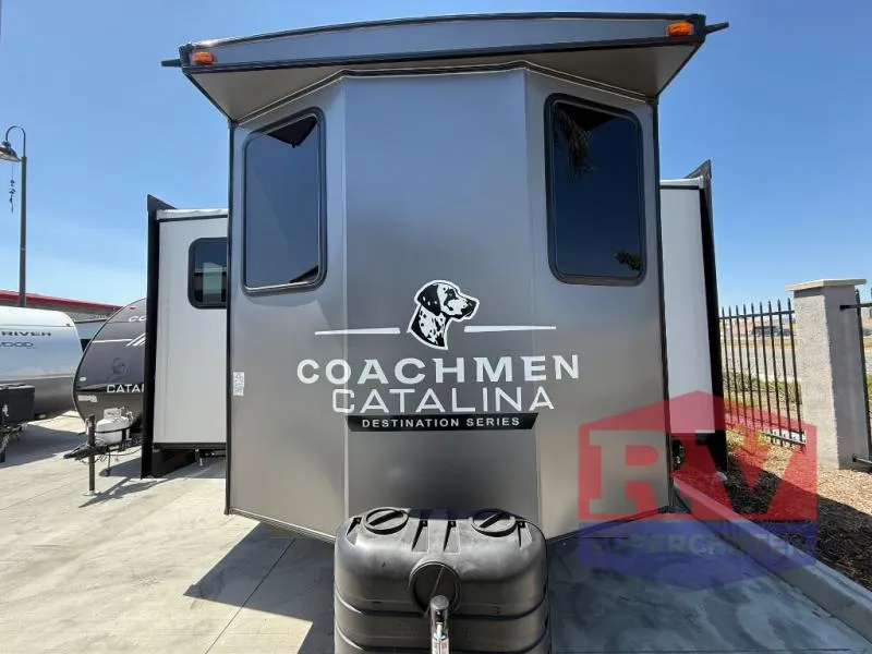 2025 Coachmen Catalina Destination Series 39MKTS - Photo 3