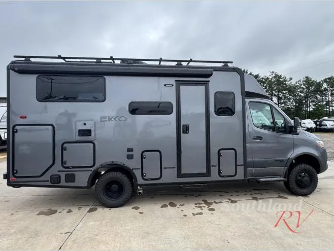 2027 Winnebago EKKO 23B - Photo 3