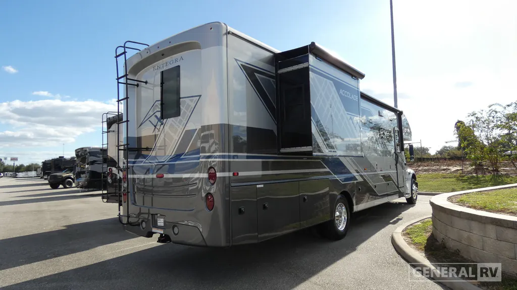 2027 Entegra Coach Accolade 37K, Photos photo 7