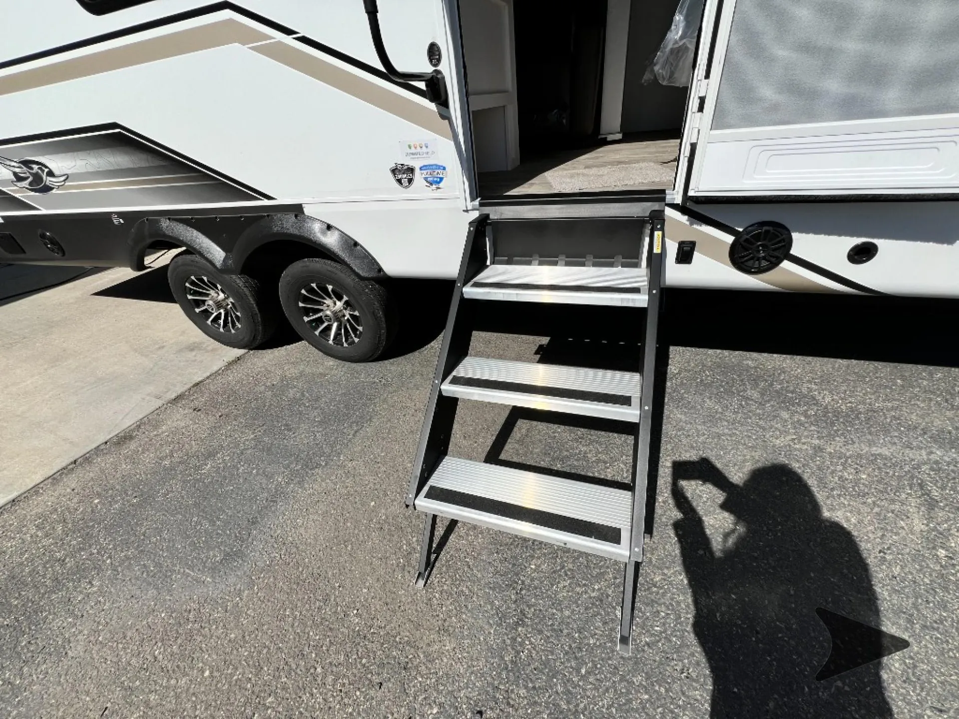2027 Jayco Eagle 230MLCS - Photo 3
