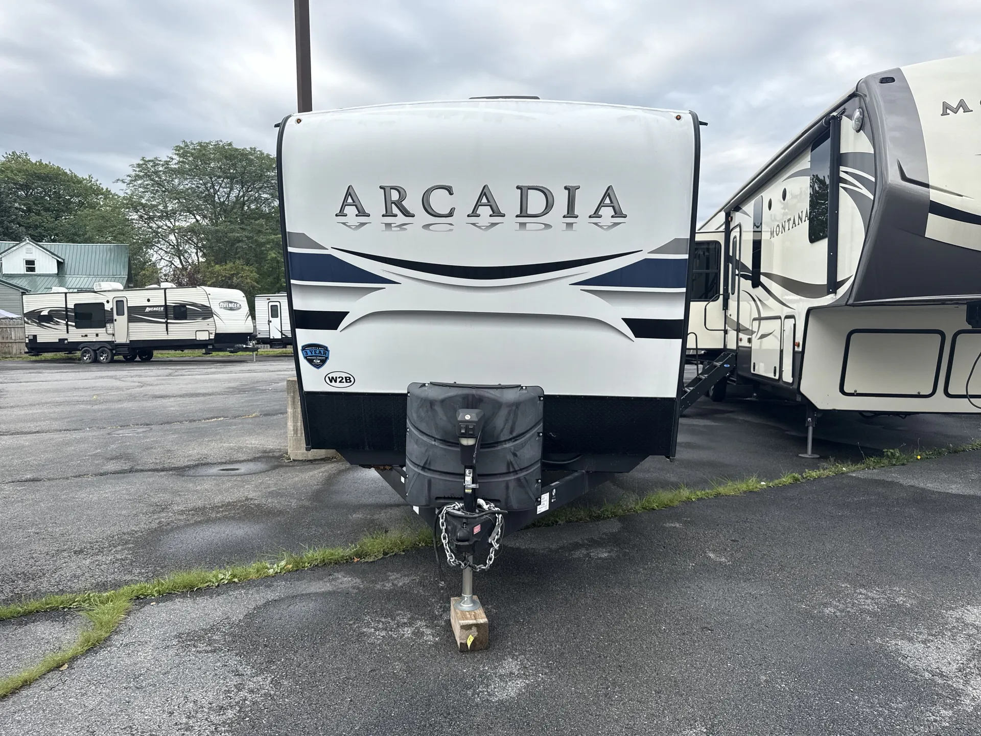 2021 Keystone Arcadia 370RL — front