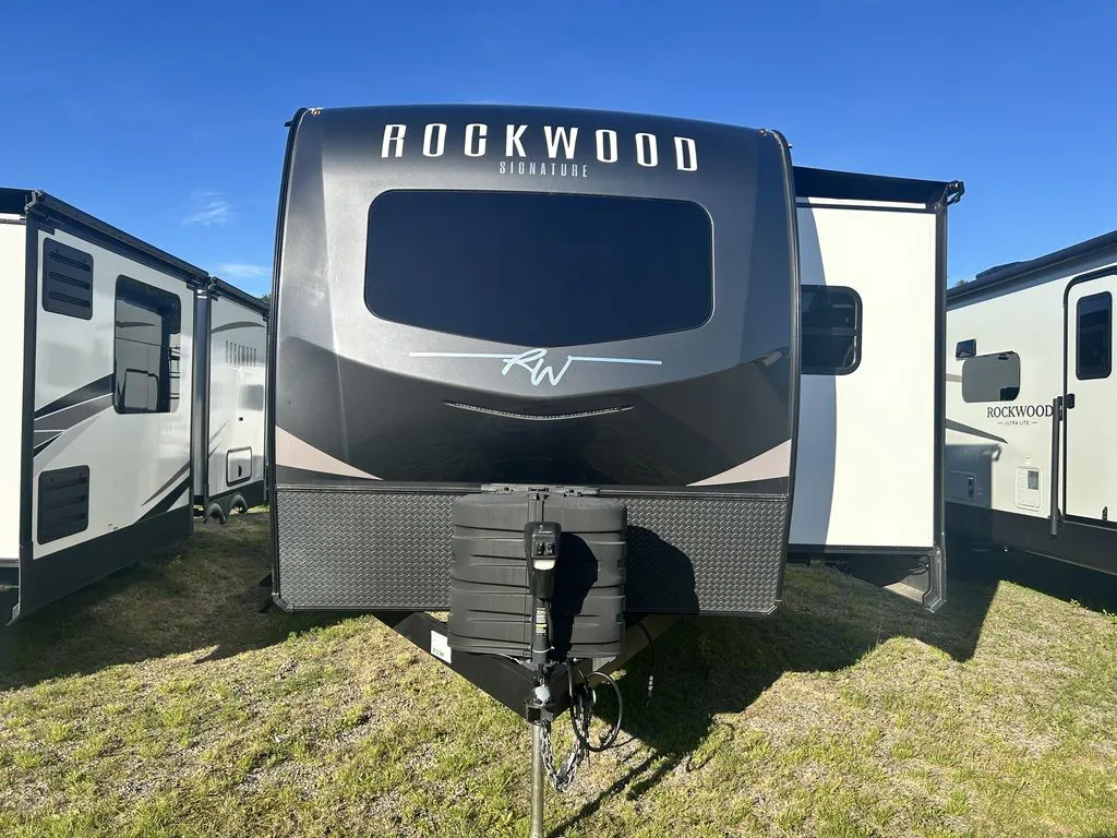 2025 Forest River Rockwood Signature 8265KBS for sale in Middleton