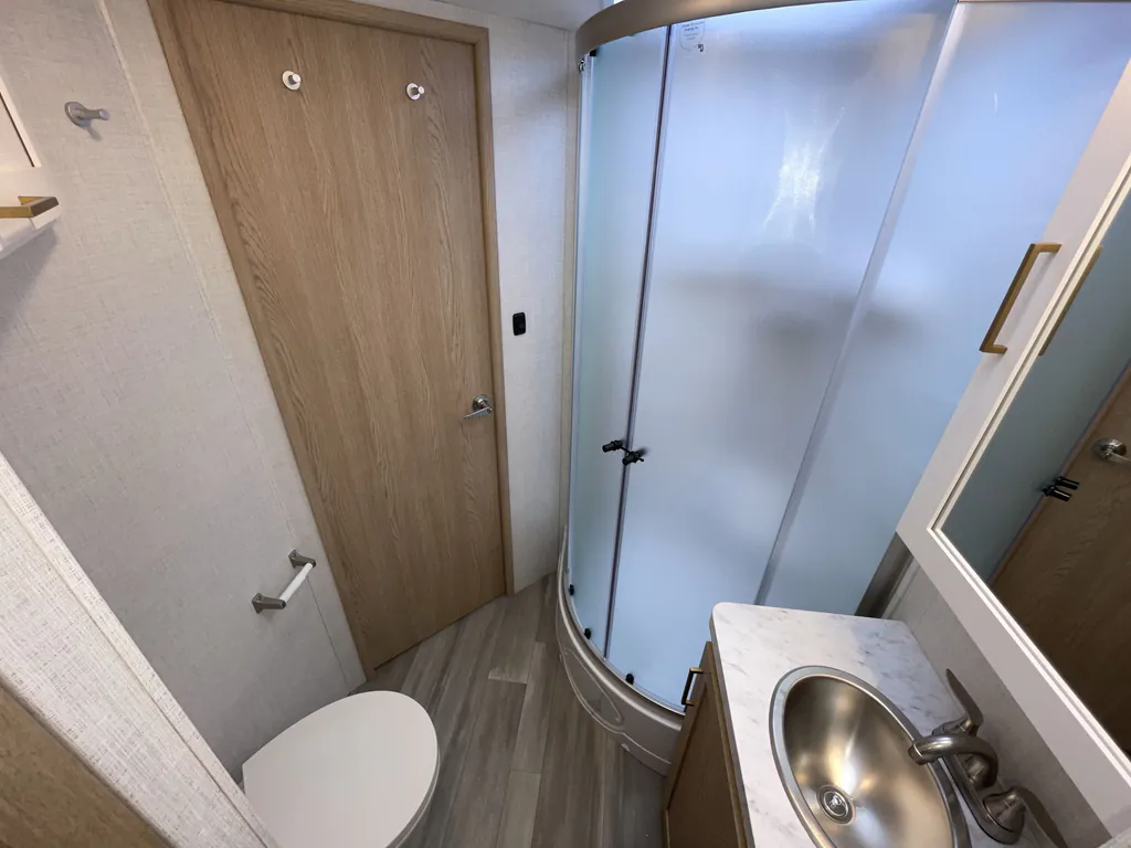 2027 Thor Motor Coach Freedom Elite 31FE, Photos photo 17