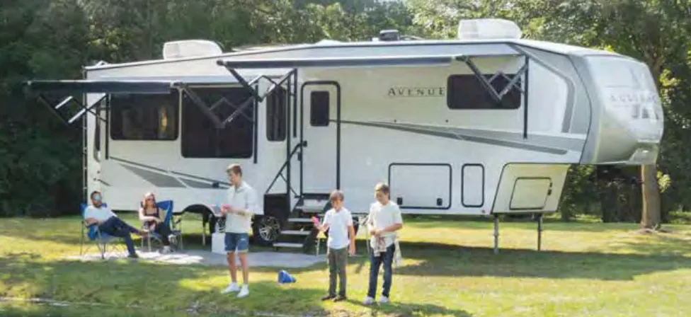 Alliance RV Avenue All-Access 24RK exterior