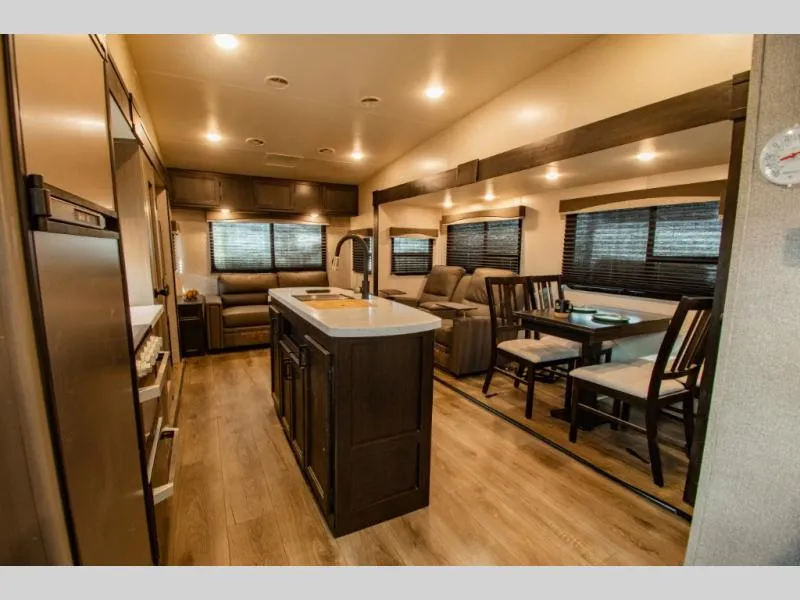 2021 Starcraft Telluride 334RLS - Photo 3