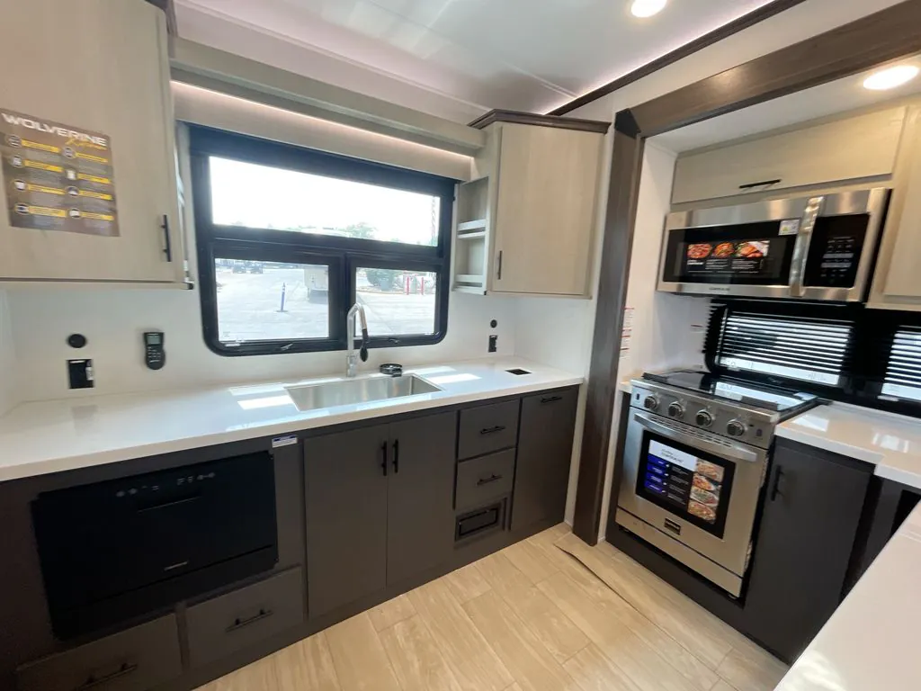 2027 Forest River Wolverine 32JF — Photo 5