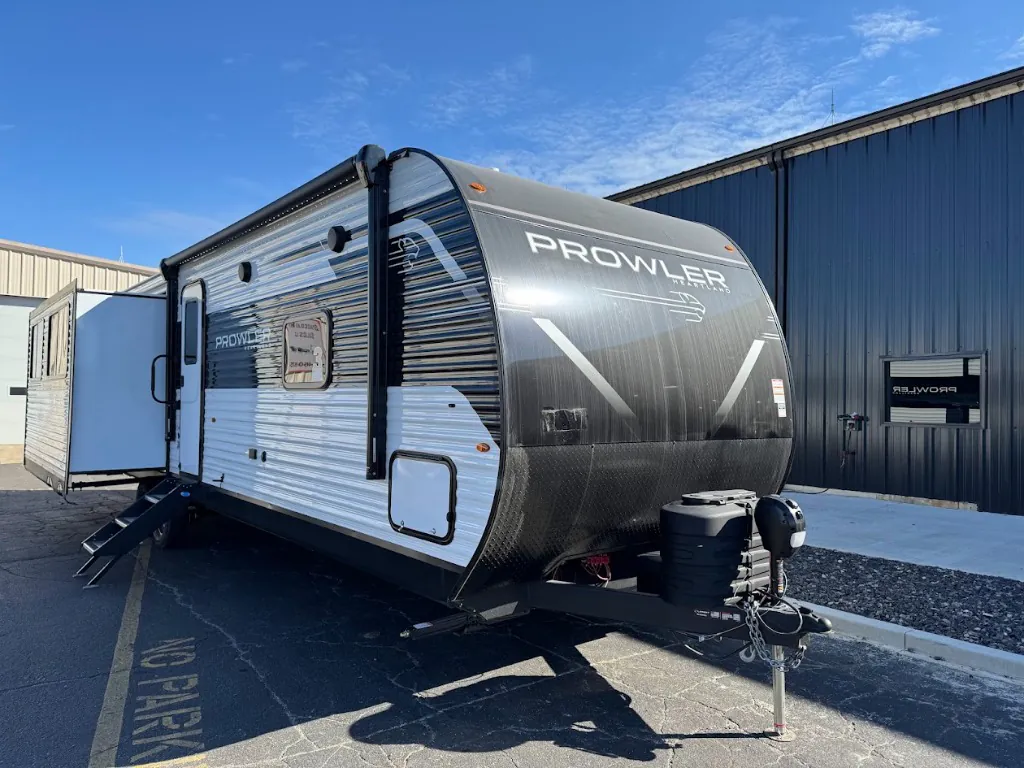2026 Heartland Prowler 3301RLT - Photo 4
