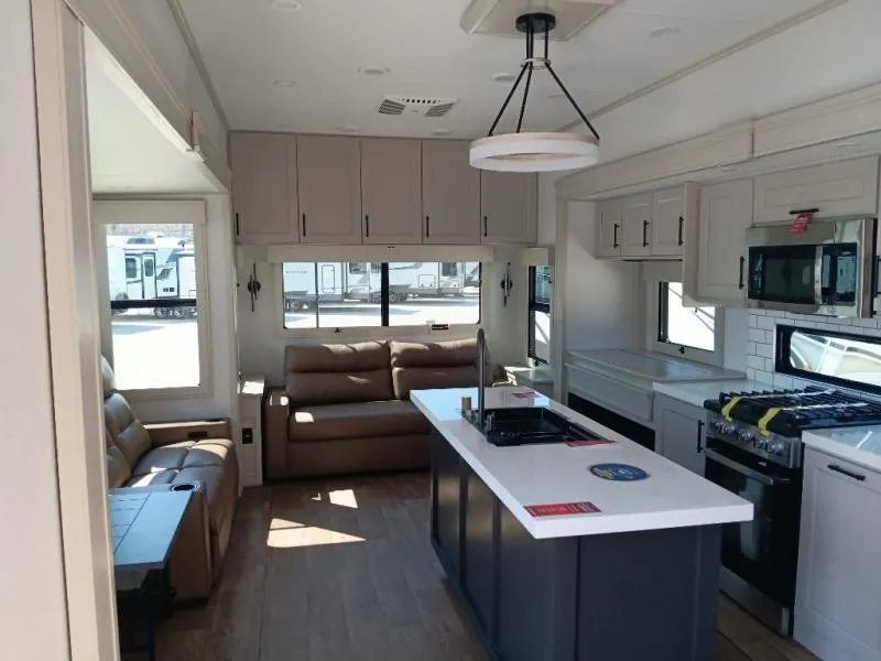 2026 Grand Design Solitude 370DV - Photo 3