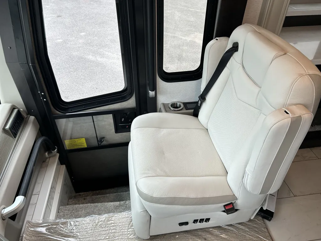 2026 Entegra Coach Aspire 44V, Photos photo 21