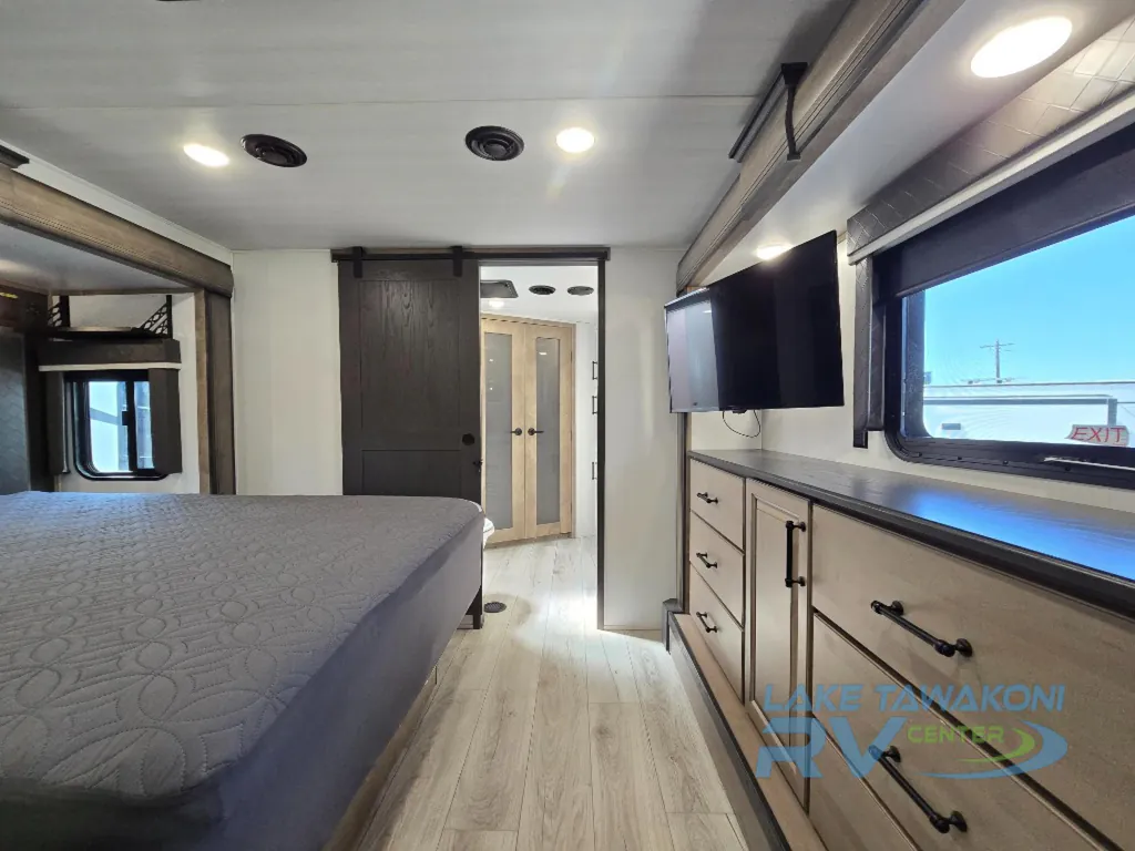 2024 Keystone Montana 3901RK, Photos photo 20