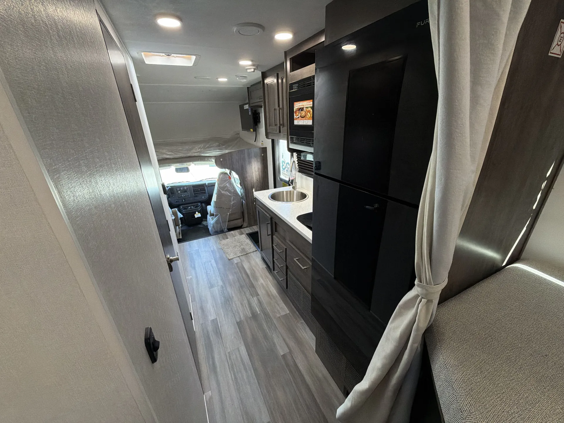 2026 Jayco Redhawk Se 22T - Photo 4