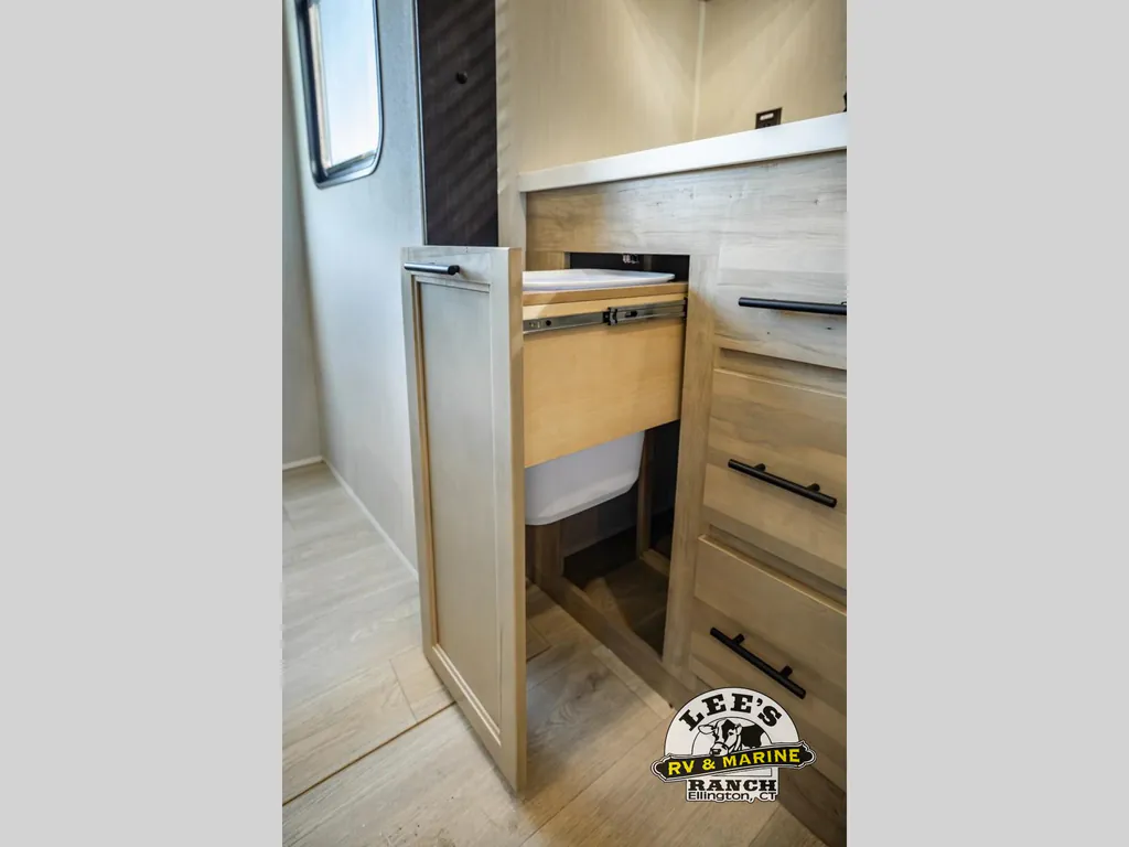 2026 Forest River Cherokee Timberwolf 39DK, Photos photo 8