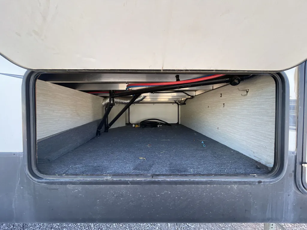 2019 Forest River Sabre 36BHQ, Photos photo 31