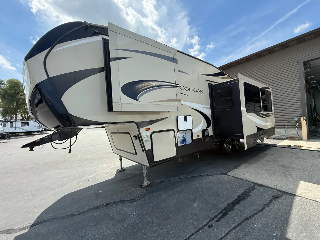 2018 Keystone RV Cougar Half-Ton Series 25RES - Photo 4