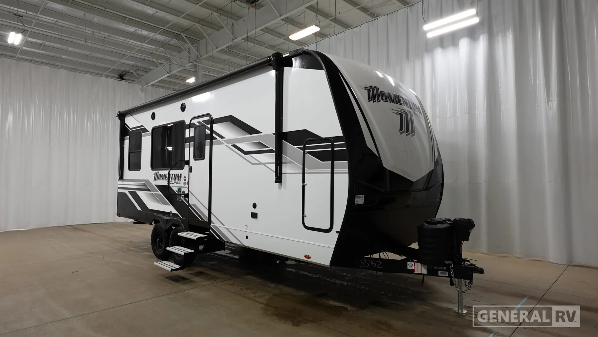 2026 Grand Design Momentum G-Class 21G - Photo 2
