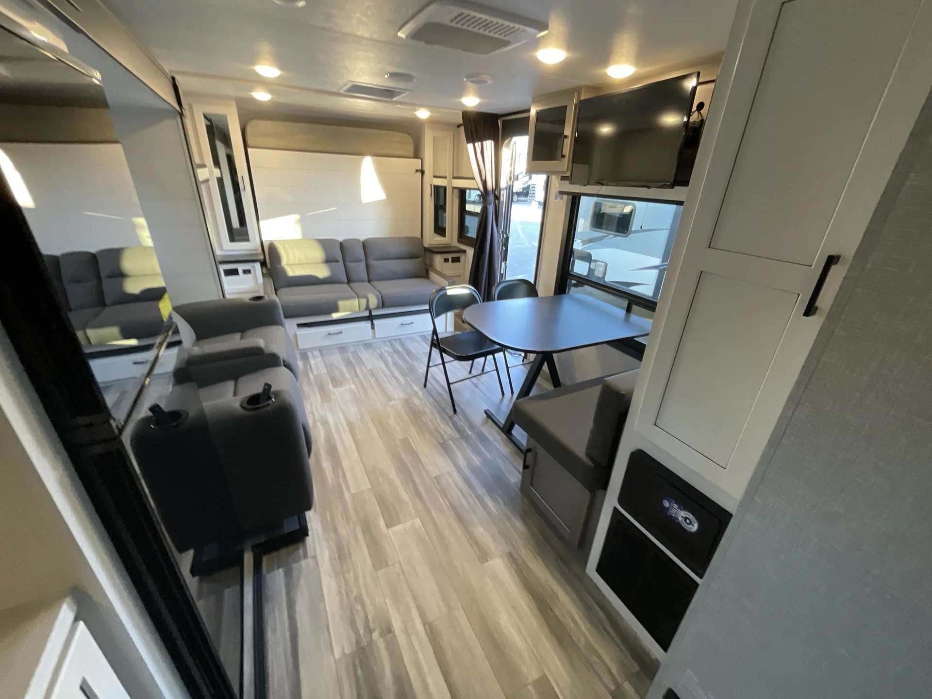 2024 Jayco Jay Feather 21MML — fridge